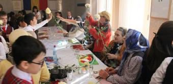 Persoanele vârstnice au fost sărbătorite la Centrul Multifuncţional de Servicii Sociale „Speranţe Pentru Vârsta a III-a“ Persoanele vârstnice au fost sărbătorite la Centrul Multifuncţional de Servicii Sociale „Speranţe Pentru Vârsta a III-a“