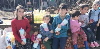 Daruri pentru o familie cu posibilități materiale reduse Daruri pentru o familie cu posibilități materiale reduse