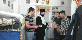 Rugăciune şi filantropie la Penitenciarul Galaţi Rugăciune şi filantropie la Penitenciarul Galaţi