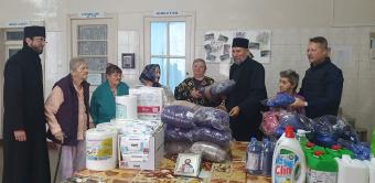 Daruri pentru vârstnicii dintr-un azil gălățean