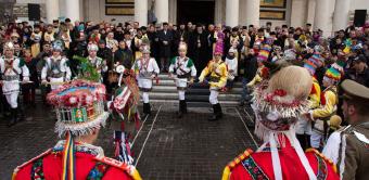 Festivalul de datini şi obiceiuri la Naşterea Domnului şi Anul Nou „Tudor Pamfile“ la Galaţi Festivalul de datini şi obiceiuri la Naşterea Domnului şi Anul Nou „Tudor Pamfile“ la Galaţi