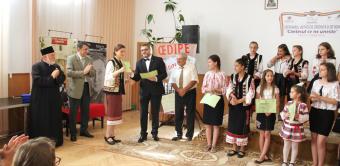 Manifestări religioase şi cultural-artistice dedicate Centenarului Marii Uniri la Tecuci Manifestări religioase şi cultural-artistice dedicate Centenarului Marii Uniri la Tecuci