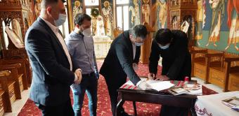 Dar medical din partea Muzeului eparhial pentru Spitalul Clinic Judeţean de Urgenţă „Sf. Ap. Andrei“ din Galaţi Dar medical din partea Muzeului eparhial pentru Spitalul Clinic Judeţean de Urgenţă „Sf. Ap. Andrei“ din Galaţi