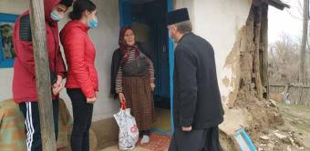 Sfânta Cruce izvor de dragoste, lumină şi binecuvântare pentru semenii nevoiaşi Sfânta Cruce izvor de dragoste, lumină şi binecuvântare pentru semenii nevoiaşi