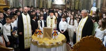 Simpozion pentru Episcopul Melchisedec Ştefănescu, la Seminarul Teologic din Galaţi Simpozion pentru Episcopul Melchisedec Ştefănescu, la Seminarul Teologic din Galaţi