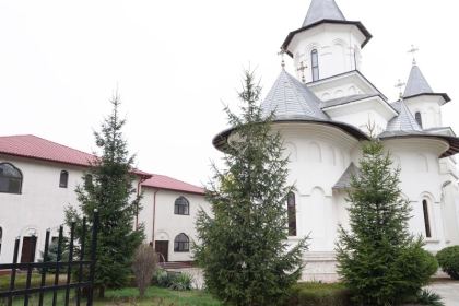 Aşezământul cultural-filantropic „Sfântul Ioan Gură de Aur“, Galați – fotografia 1