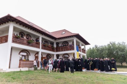Centrul filantropic „Sf. Iosif cel Milostiv“, Brătuleşti, judeţul Galaţi – fotografia 3