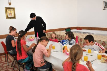 Centrul social-educaţional „Sfinţii Martiri Brâncoveni“, Brăila – fotografia 5