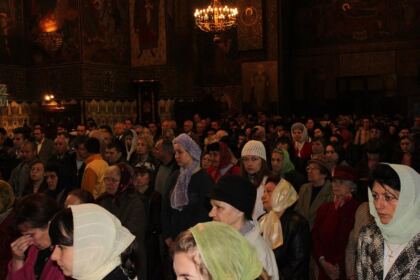 Duminica Slăbănogului, prăznuită la Catedrala arhiepiscopală – fotografia 2