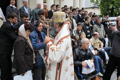 Duminica Slăbănogului, prăznuită la Catedrala arhiepiscopală – fotografia 22