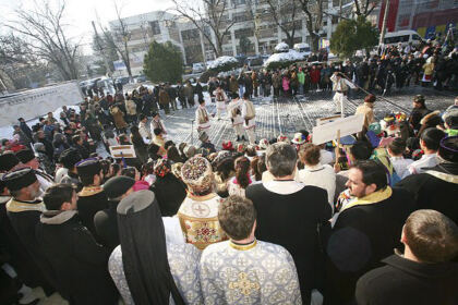 Festivalului de datini şi obiceiuri la Naşterea Domnului şi Anul Nou „Tudor Pamfile” (Ediţia a XXI-a) – fotografia 23