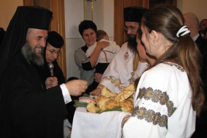 Aşezământul filantropic eparhial “Sfântului Vasile cel Mare” din Galaţi şi-a serbat ocrotitorul spiritual – fotografia 6