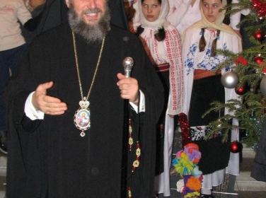 Aşezământul filantropic eparhial “Sfântului Vasile cel Mare” din Galaţi şi-a serbat ocrotitorul spiritual – fotografia 10