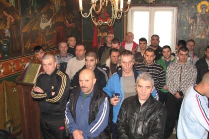 Manifestări religioase la sărbătoarea „Închinarea cinstitului lanţ al Sfantului Ap. Petru” – fotografia 1