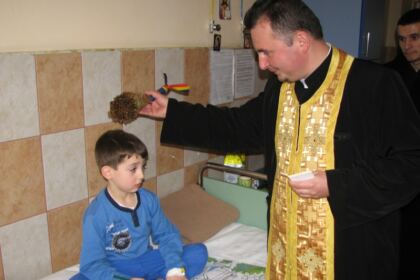 Sărbătoarea ocrotitorilor spirituali ai Spitalului de Urgenţă pentru Copii din Galaţi – fotografia 6