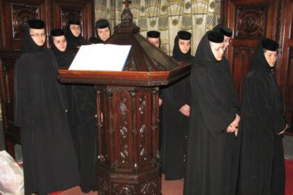 Finalizarea studiilor universitare şi postuniversitare la Dunărea de Jos – fotografia 2