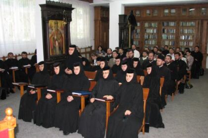 Finalizarea studiilor universitare şi postuniversitare la Dunărea de Jos – fotografia 3