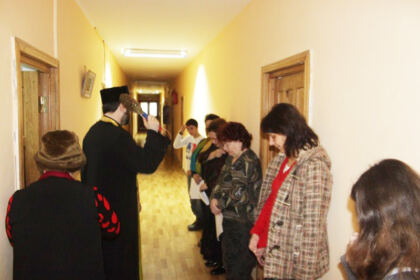 Vizită pastorală la Centrul de zi pentru persoane cu handicap – fotografia 9