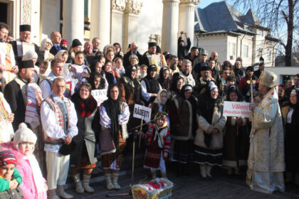 Festivalul de datini şi obiceiuri la Naşterea Domnului şi Anul Nou „Tudor Pamfile” – fotografia 24