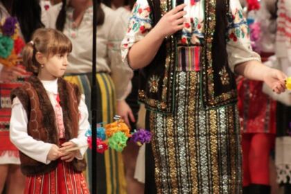 Spectacolul „Crăciunul multicultural” – fotografia 5