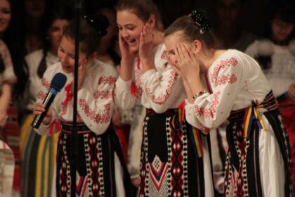 Spectacolul „Crăciunul multicultural” – fotografia 6