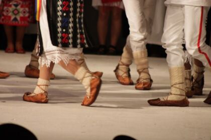 Spectacolul „Crăciunul multicultural” – fotografia 10