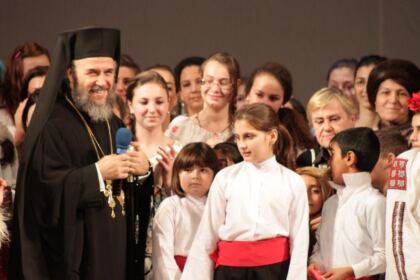 Spectacolul „Crăciunul multicultural” – fotografia 18
