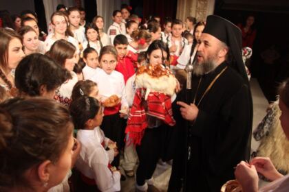 Spectacolul „Crăciunul multicultural” – fotografia 21