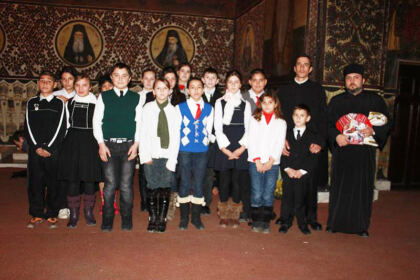 IPS Părinte Casian colindat la Catedrala arhiepiscopala – fotografia 1