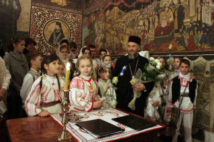 IPS Părinte Casian colindat la Catedrala arhiepiscopala – fotografia 5