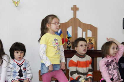 Serbare dedicată Sfântului Nicolae la Grădinița Familia din Brăila – fotografia 11
