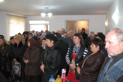 Parohia Ireasca, dăruire şi implicare prin sprijinirea copiilor şi a celor bolnavi – fotografia 2
