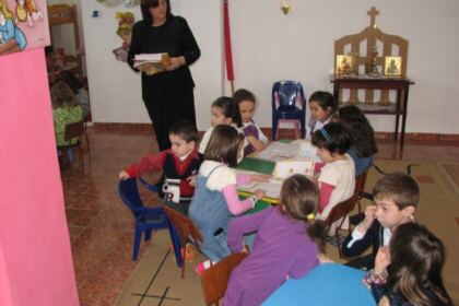 Parohia „Adormirea Maicii Domnului” din Brăila, dedicată familiei creştine – fotografia 5