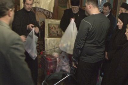 Cinstirea lanţului Sfantului Apostol Petru în Arhiepiscopia Dunării de Jos – fotografia 9