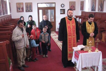 Biserica în sprijinul comunităţii – fotografia 4