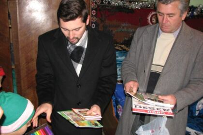 Biserica în sprijinul comunităţii – fotografia 10
