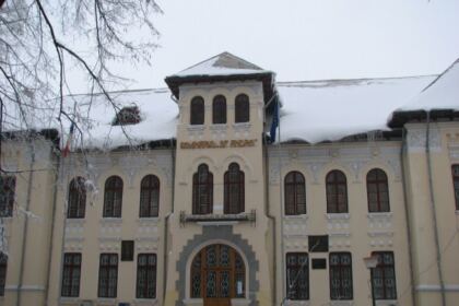 Simpozion în cinstea Sfinţilor Trei Ierarhi la  Seminarul Teologic „Sfântul Apostol Andrei” din Galati – fotografia 2