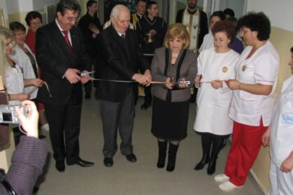 Hramul Spitalului de copii „Sfinţii doctori fără de arginţi Chir şi Ioan” din Galaţi – fotografia 9