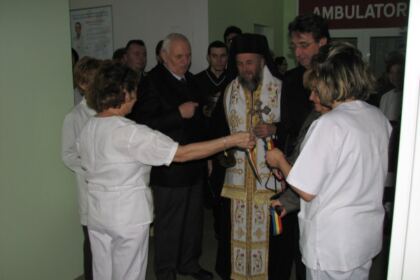 Hramul Spitalului de copii „Sfinţii doctori fără de arginţi Chir şi Ioan” din Galaţi – fotografia 11