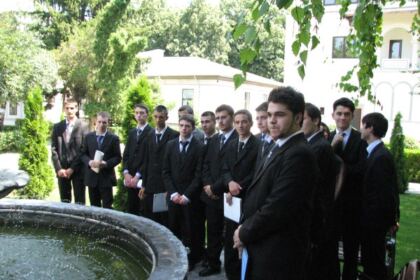 Binecuvântarea absolvenţilor Seminarului Teologic „Sf. Ap. Andrei” din Galaţi pentru înscrierea la facultăţile de teologie – fotografia 4
