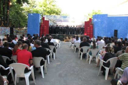 Festivitatea de premiere şi serbarea de sfârşit de an la Seminarul Teologic „Sfântul Apostol Andrei” din Galaţi – fotografia 3