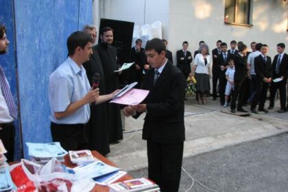 Festivitatea de premiere şi serbarea de sfârşit de an la Seminarul Teologic „Sfântul Apostol Andrei” din Galaţi – fotografia 8