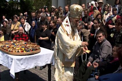 Duminica Slăbănogului, la Catedrala arhiepiscopală din Galaţi – fotografia 11