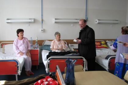 Şedinţa preoţilor care activează în slujirea socială, în Arhiepiscopia Dunării de Jos – fotografia 6