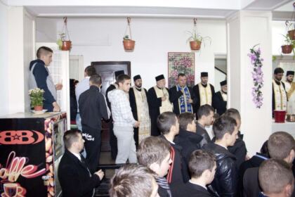 Sfinţirea căminelor studenţeşti – fotografia 3