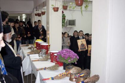 Sfinţirea căminelor studenţeşti – fotografia 6