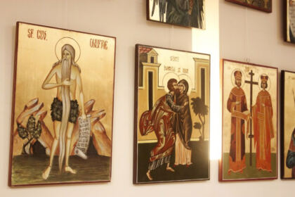 Concert de muzică bizantină și expoziție de icoane la Teatrul Nae Leonard din Galați – fotografia 10