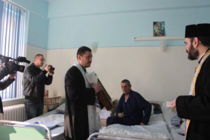 Sfântul Nectarie şi Sfântul Apostol Andrei la Spitalul Judeţean din Galaţi – fotografia 33