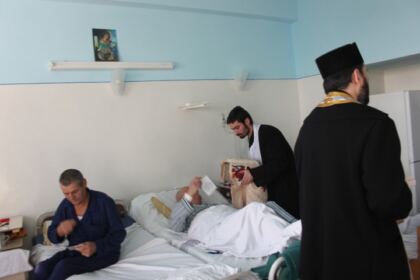 Sfântul Nectarie şi Sfântul Apostol Andrei la Spitalul Judeţean din Galaţi – fotografia 34