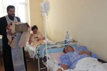 Sfântul Nectarie şi Sfântul Apostol Andrei la Spitalul Judeţean din Galaţi – fotografia 39